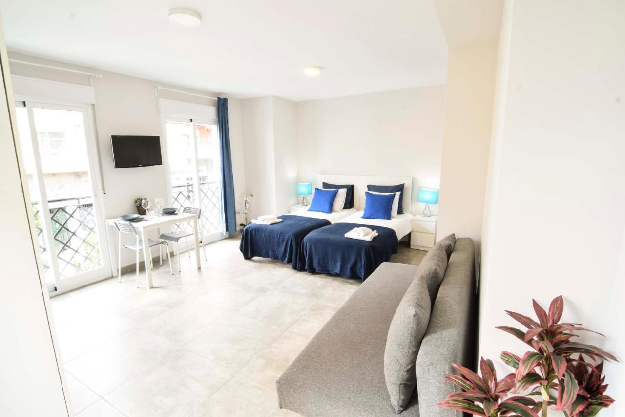 Apartamentos Centro Salecianos Malaga Luaran gambar