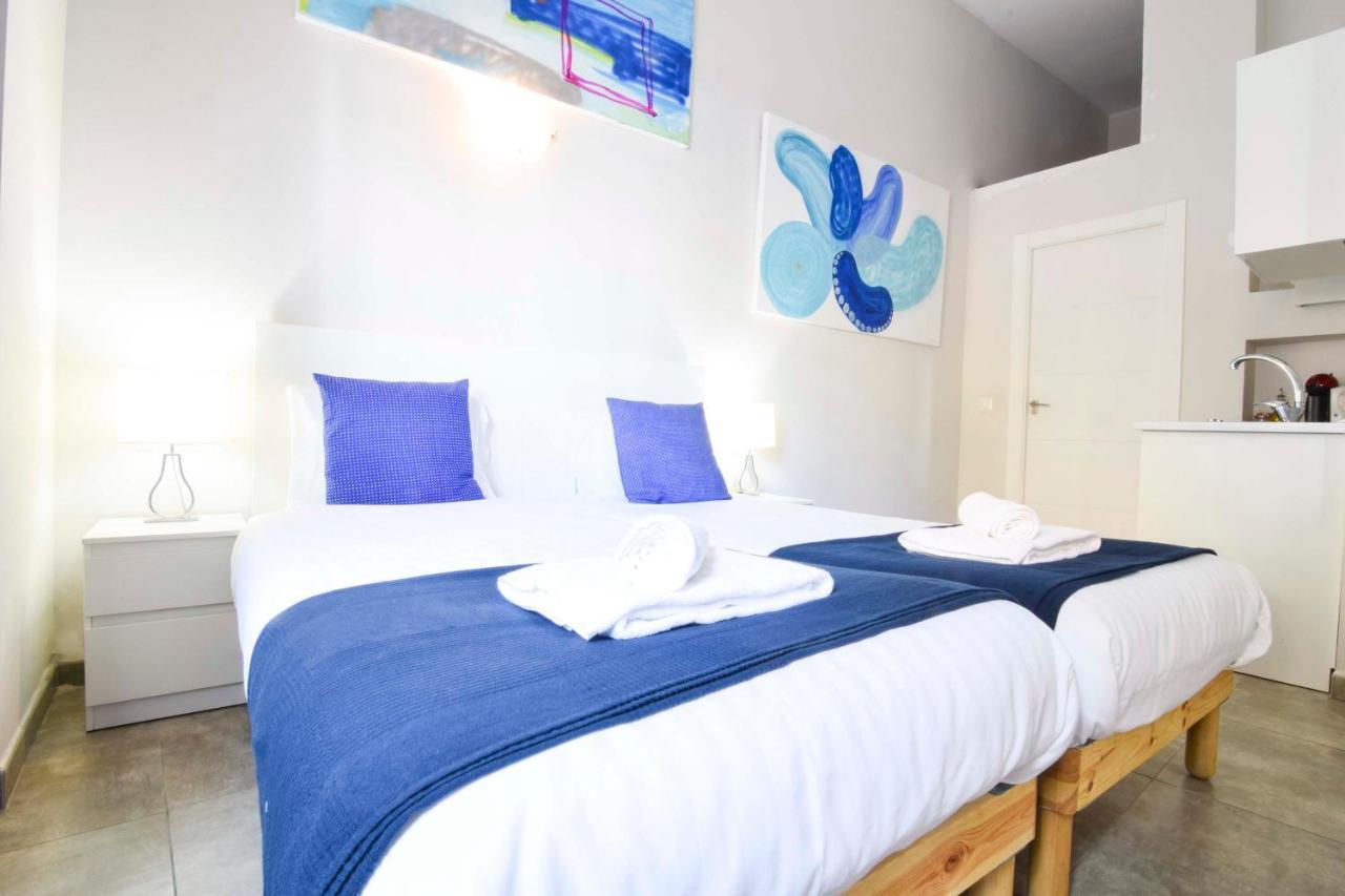 Apartamentos Centro Salecianos Malaga Luaran gambar