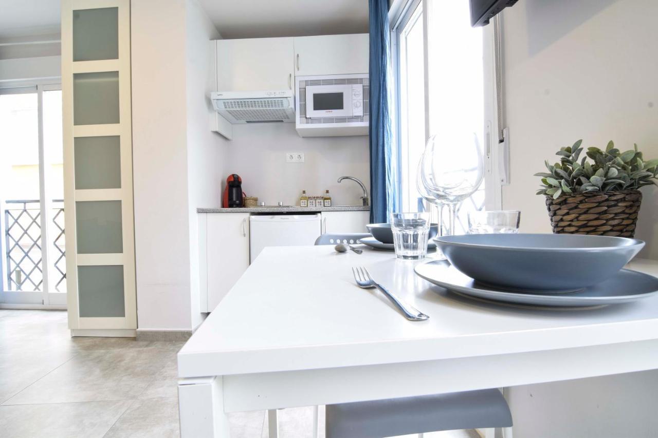 Apartamentos Centro Salecianos Malaga Luaran gambar